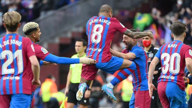 开云中国-巴萨重锤马竞，哈维巴萨还未竣工